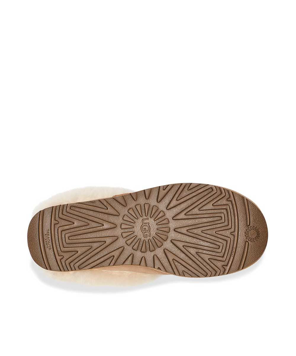 Women's UGG Cluggette Slipper – Sand – view 6